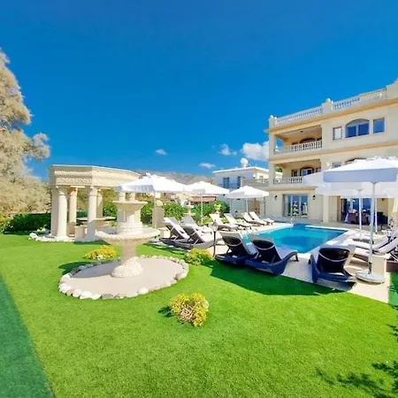 Argy Beach Front Luxury *