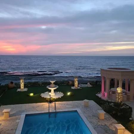 Argy Beach Front Luxury Kato Yialia